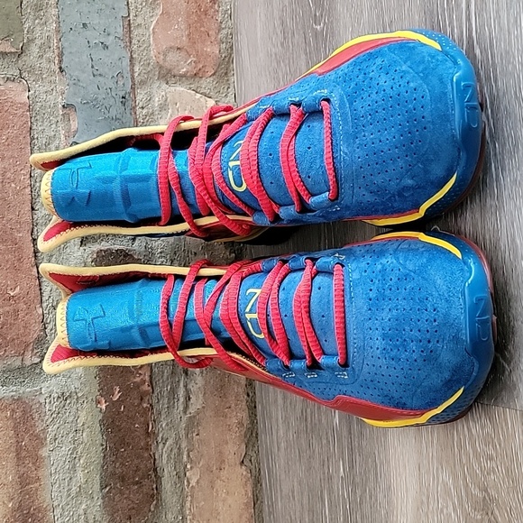 Under Armour Mens CN1  Superman Highlight Trainer Shoe Red Blue Yellow Sz 10.5 - Picture 6 of 12